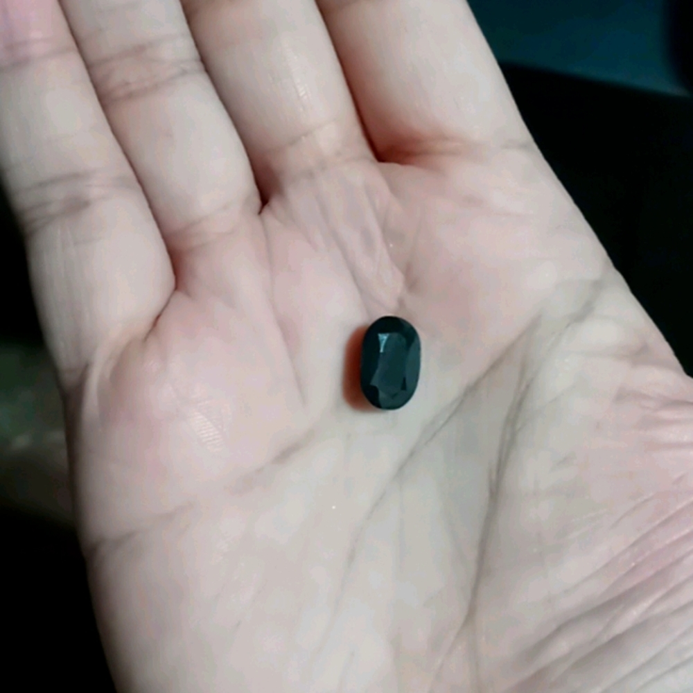 Black onyx stone